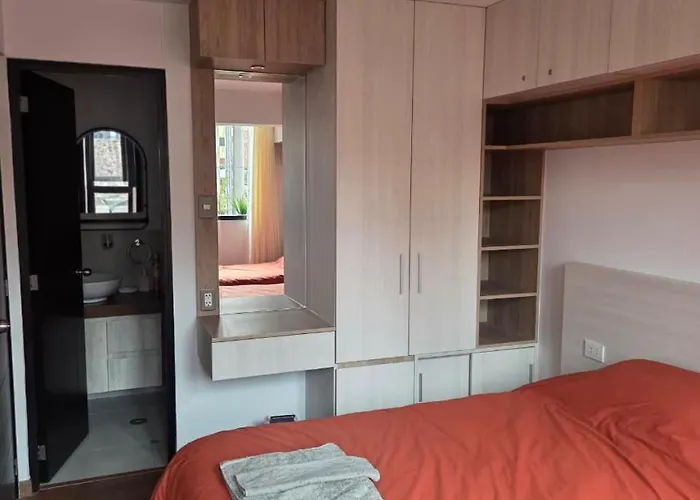 Coolhouse * Cusco